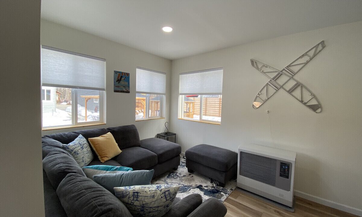 Photo of Livingroom in Talkeetna