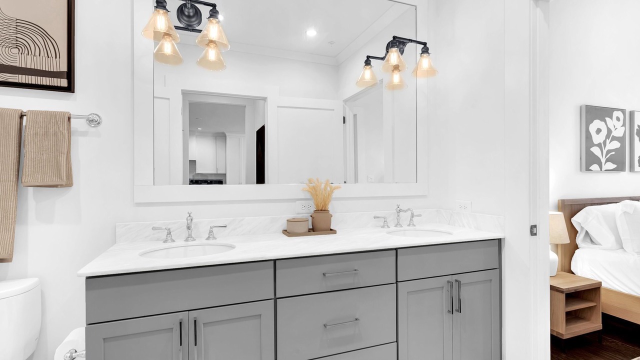 Photo of Bathroom in Chattahoochee Hills