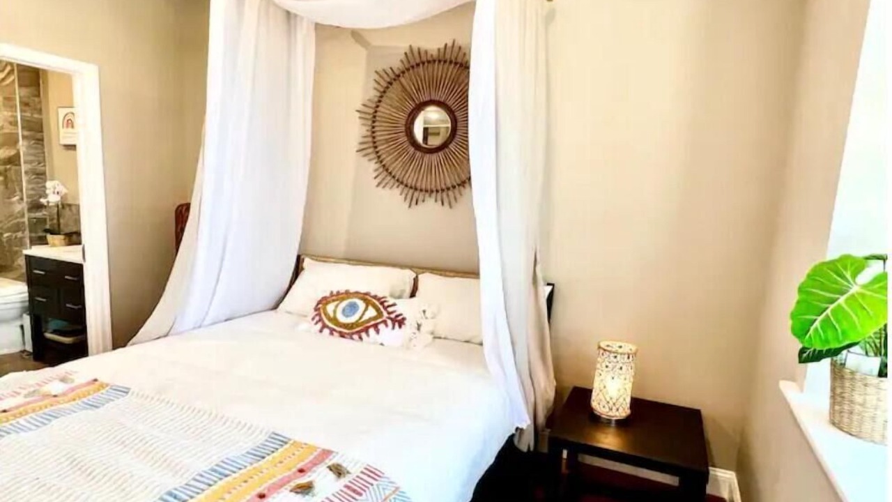 Photo of Bedroom in Logan Square