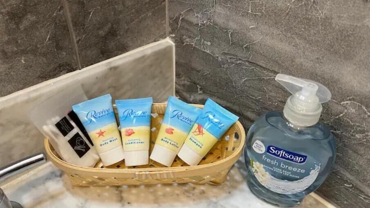 Photo of Bathroom in Logan Square