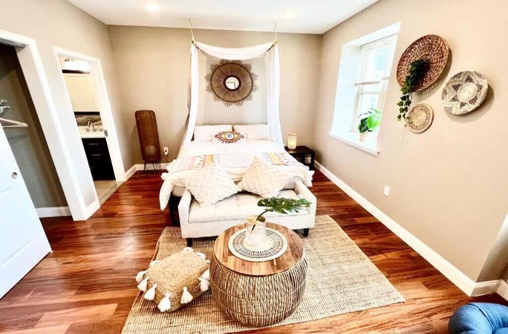 Photo of Bedroom in Logan Square