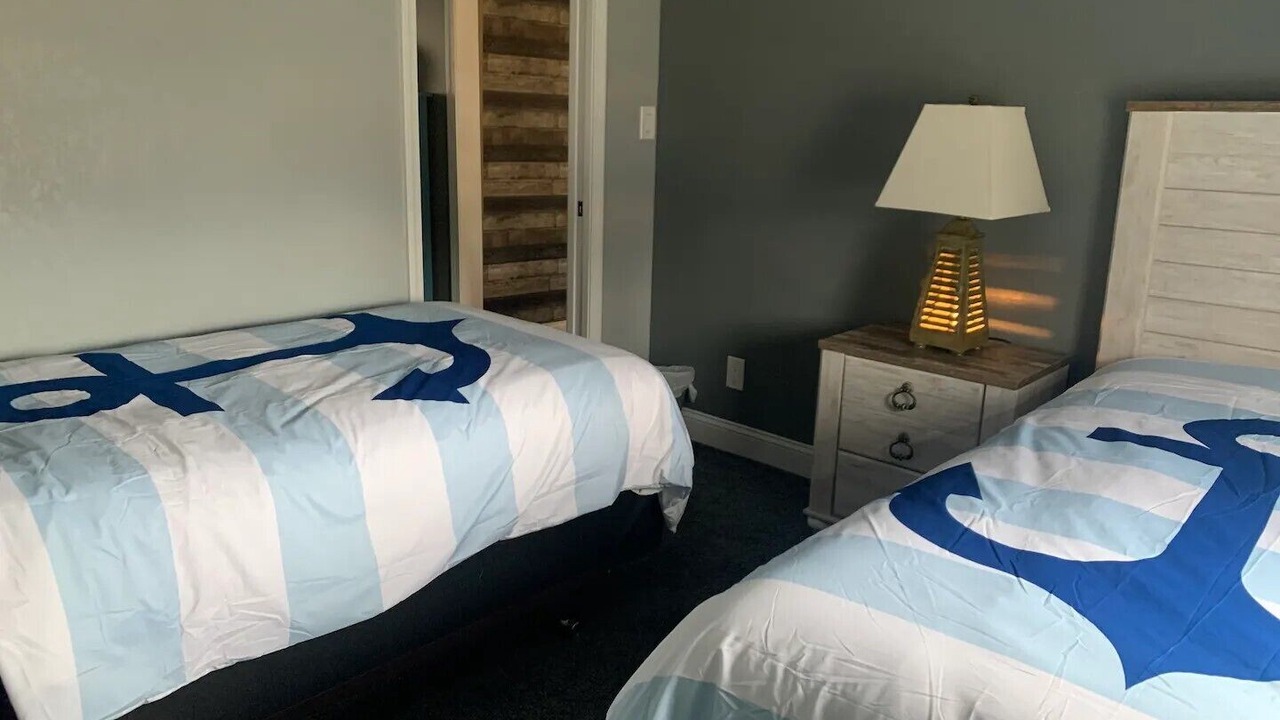 Photo of Bedroom in Tawas City