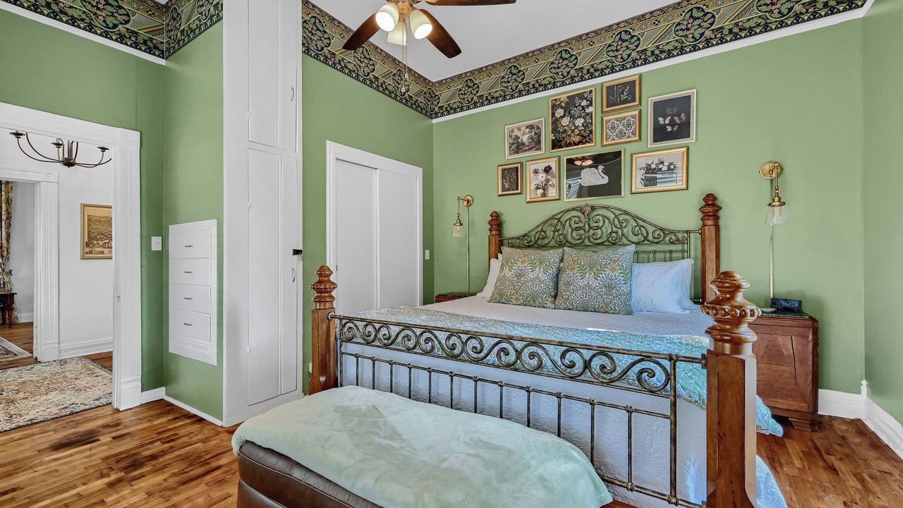 Photo of Bedroom in Denison