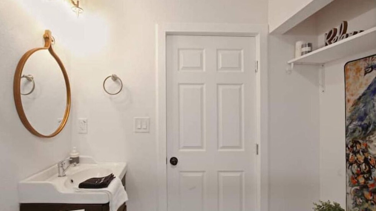 Photo of Bathroom in Harlandale
