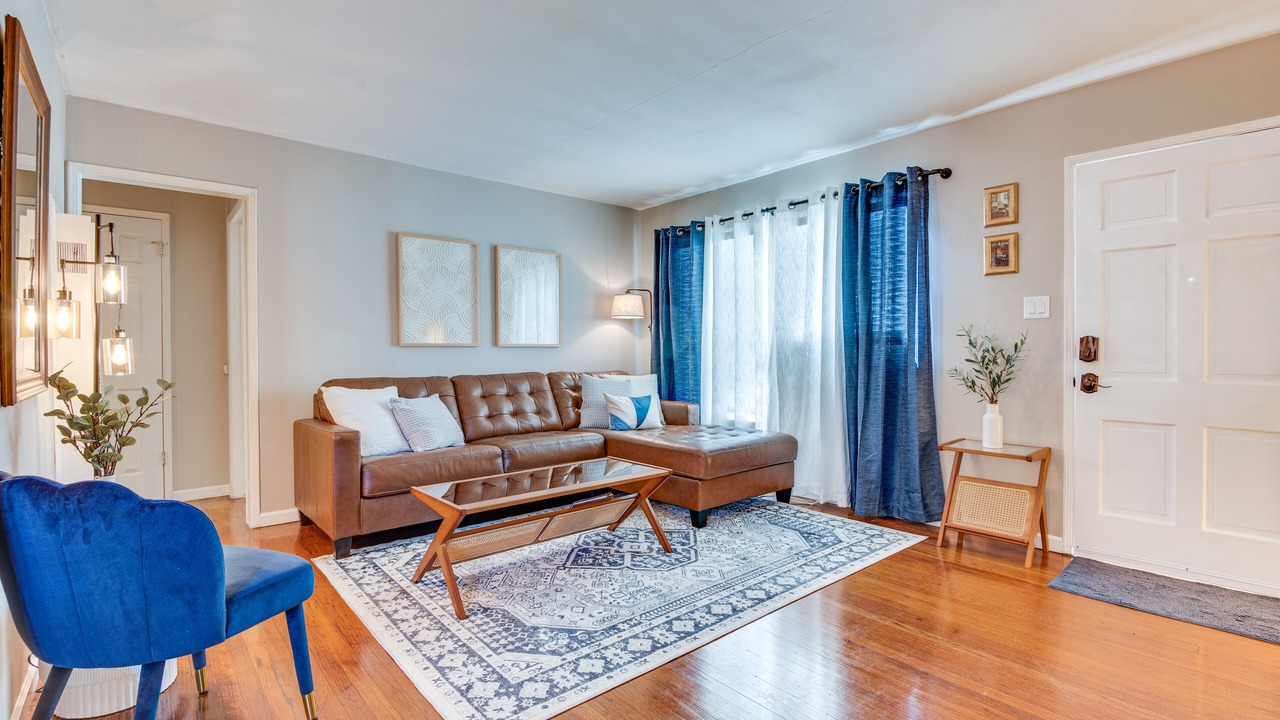 Photo of Livingroom in Magnolia Park