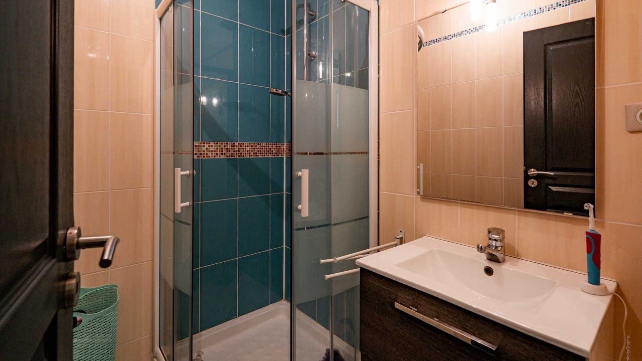 Photo of Bathroom in Buzet-sur-Tarn