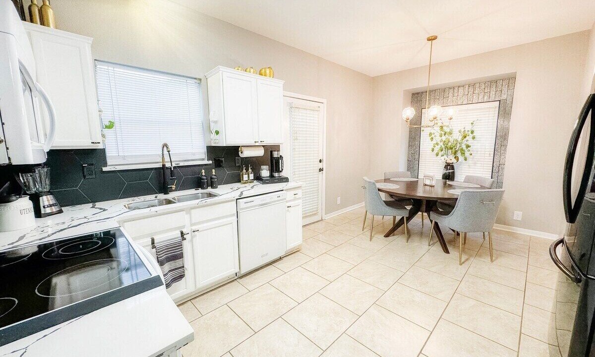 Photo of Kitchen in Far North Central