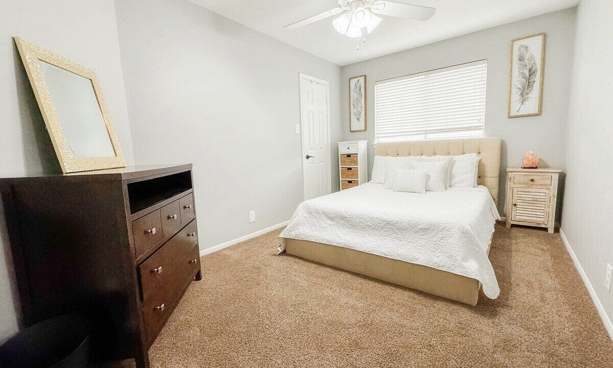 Photo of Bedroom in Far North Central