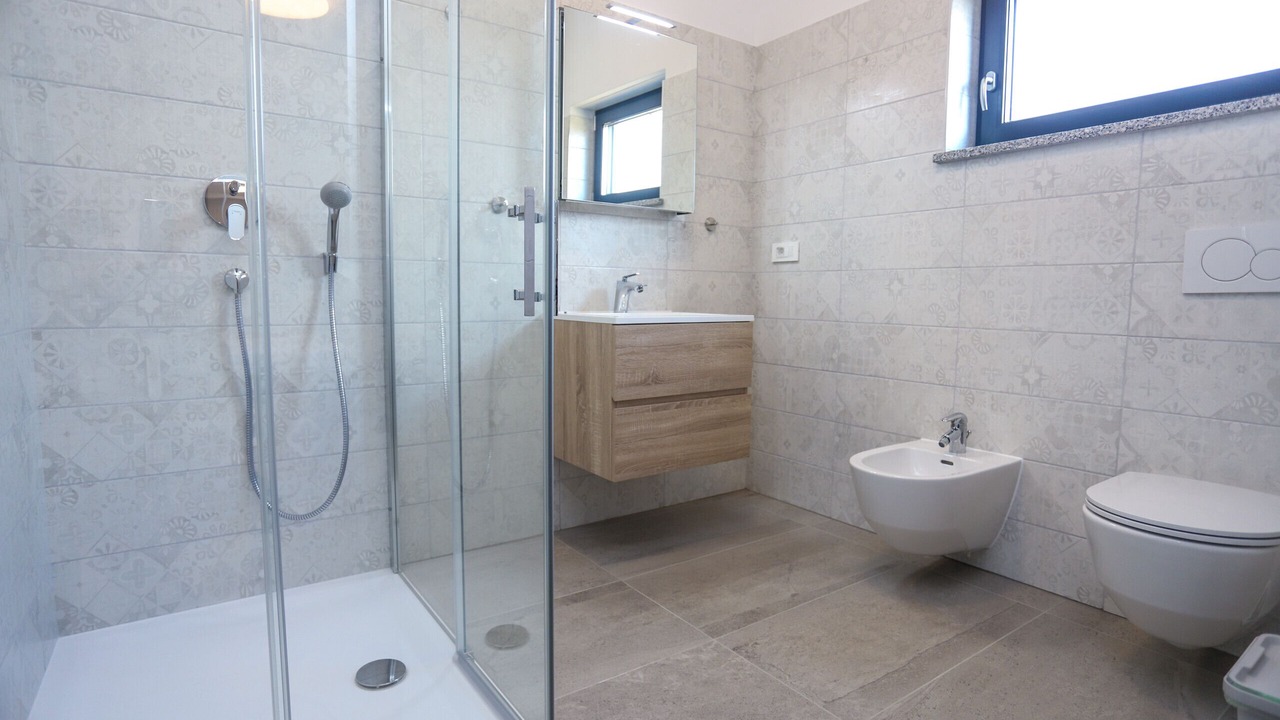 Photo of Bathroom in Mali Maj