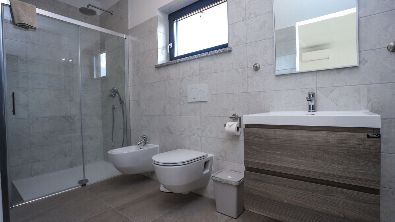 Photo of Bathroom in Mali Maj
