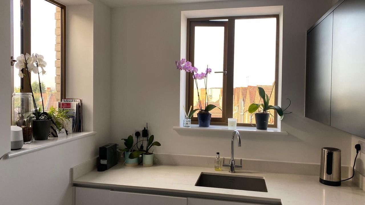 Photo of Others in Graveney