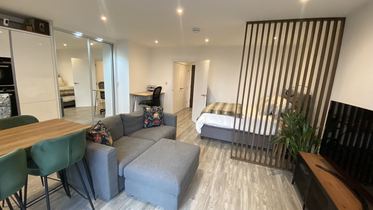 Photo of Bedroom in Graveney