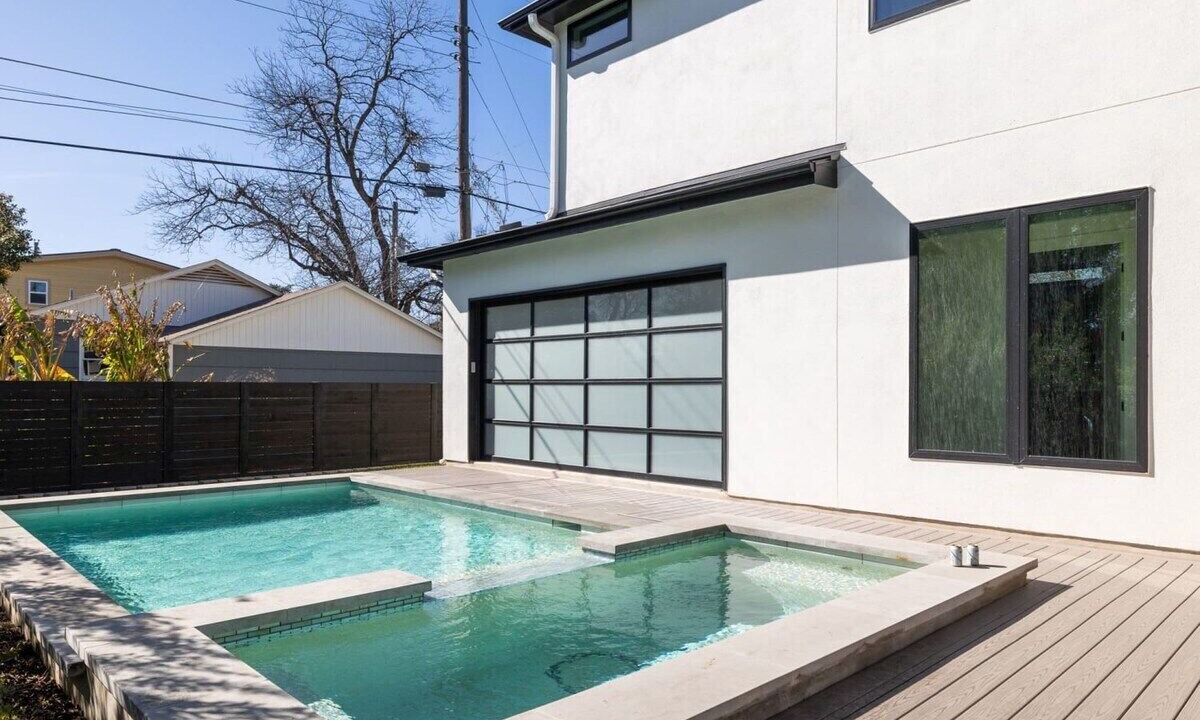 Photo of Outdoor in Brentwood
