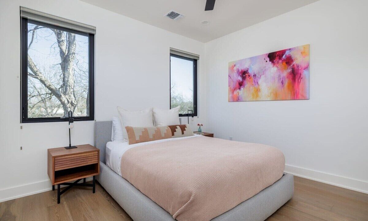 Photo of Bedroom in Brentwood