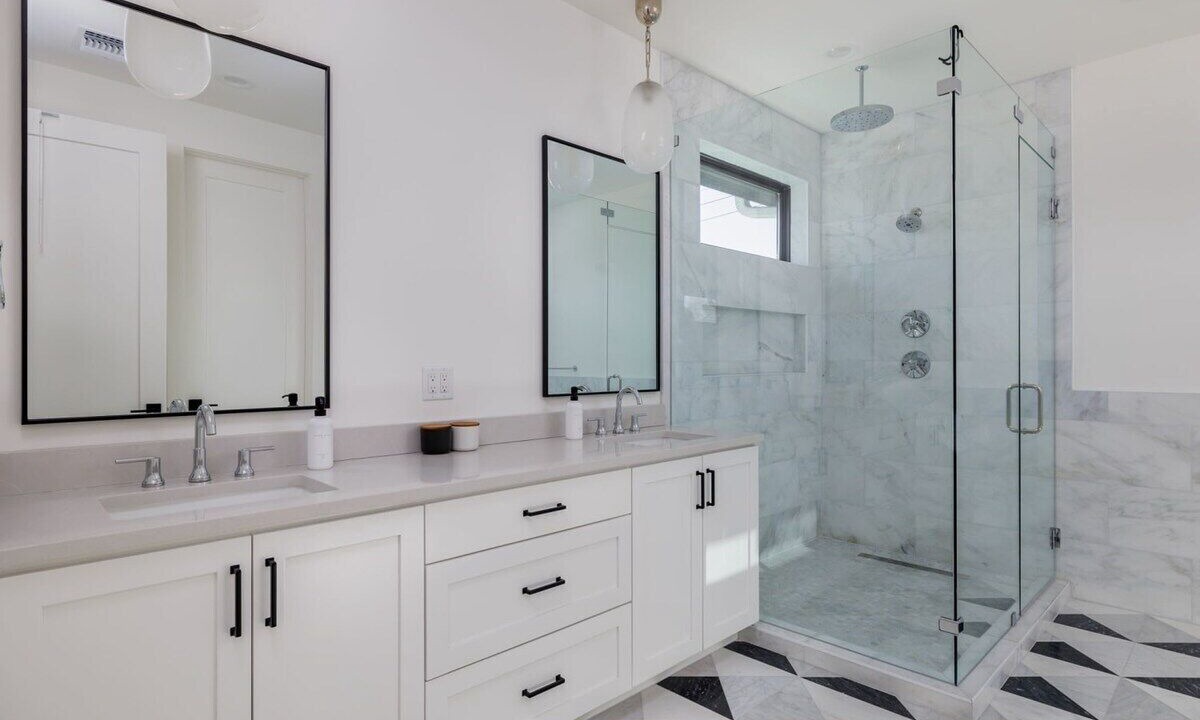 Photo of Bathroom in Brentwood