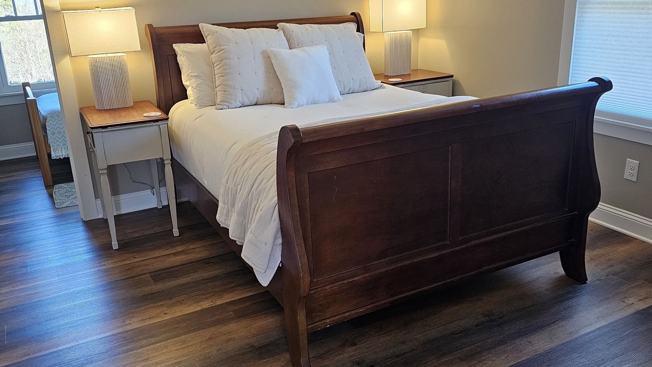 Photo of Bedroom in Smith River