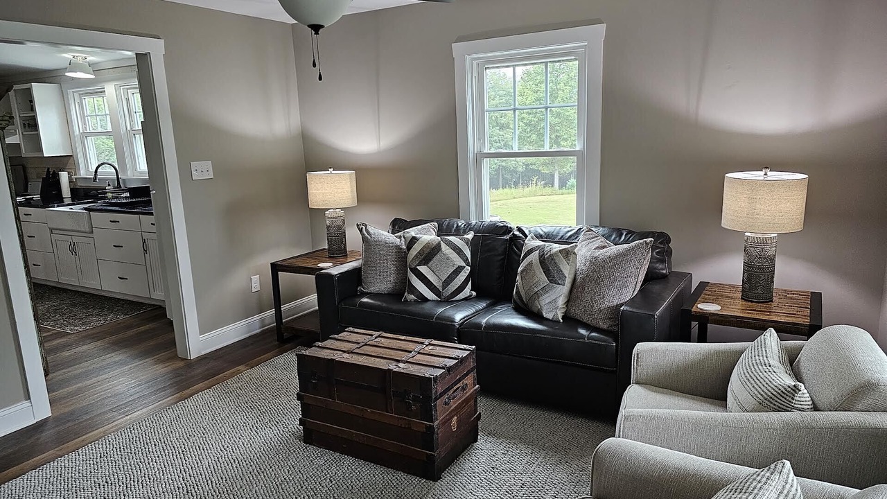 Photo of Livingroom in Smith River