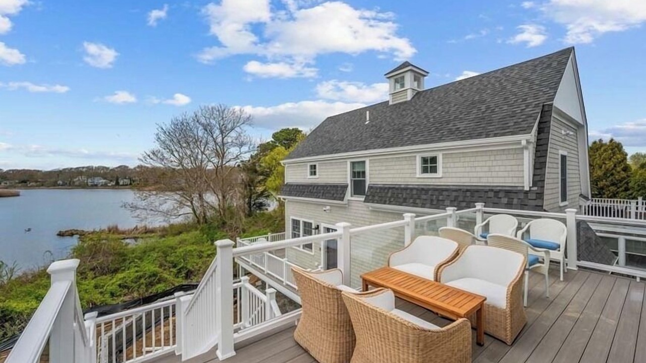 Photo of Patio Balcony in Hyannis