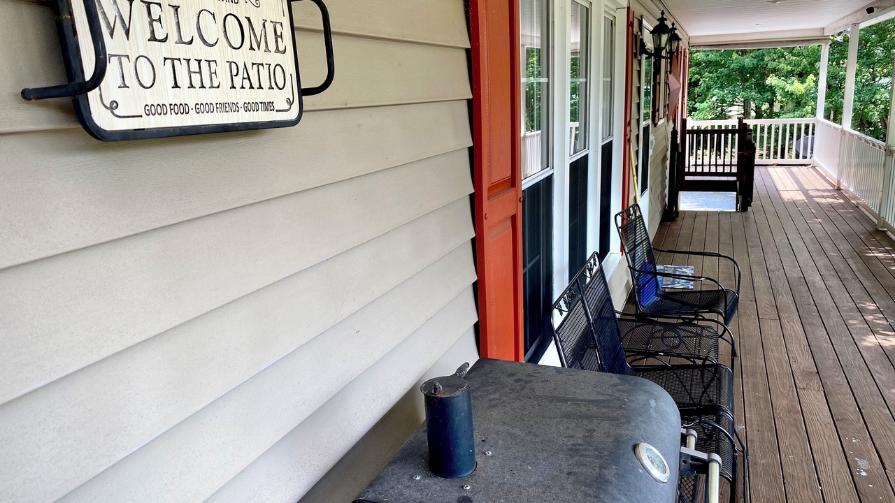 Photo of Patio Balcony in Mount Storm