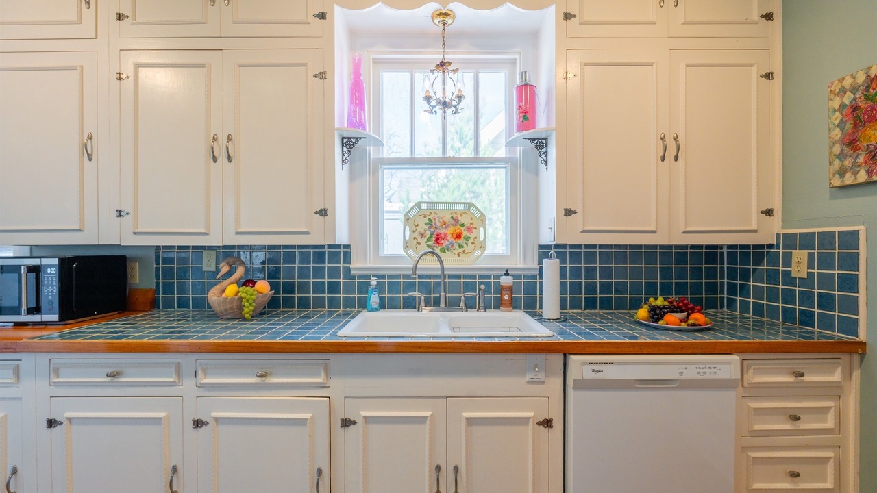 Photo of Kitchen in Sayles Blvd. Area