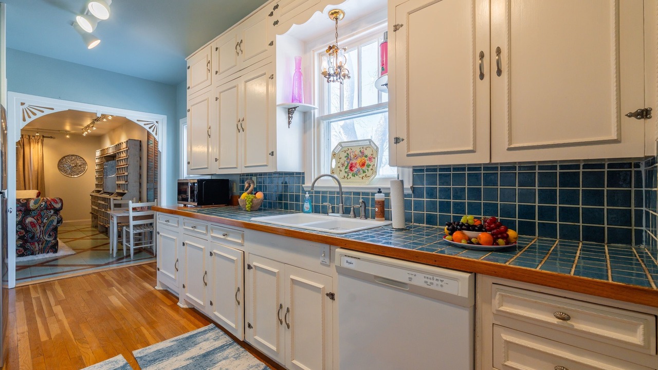 Photo of Kitchen in Sayles Blvd. Area