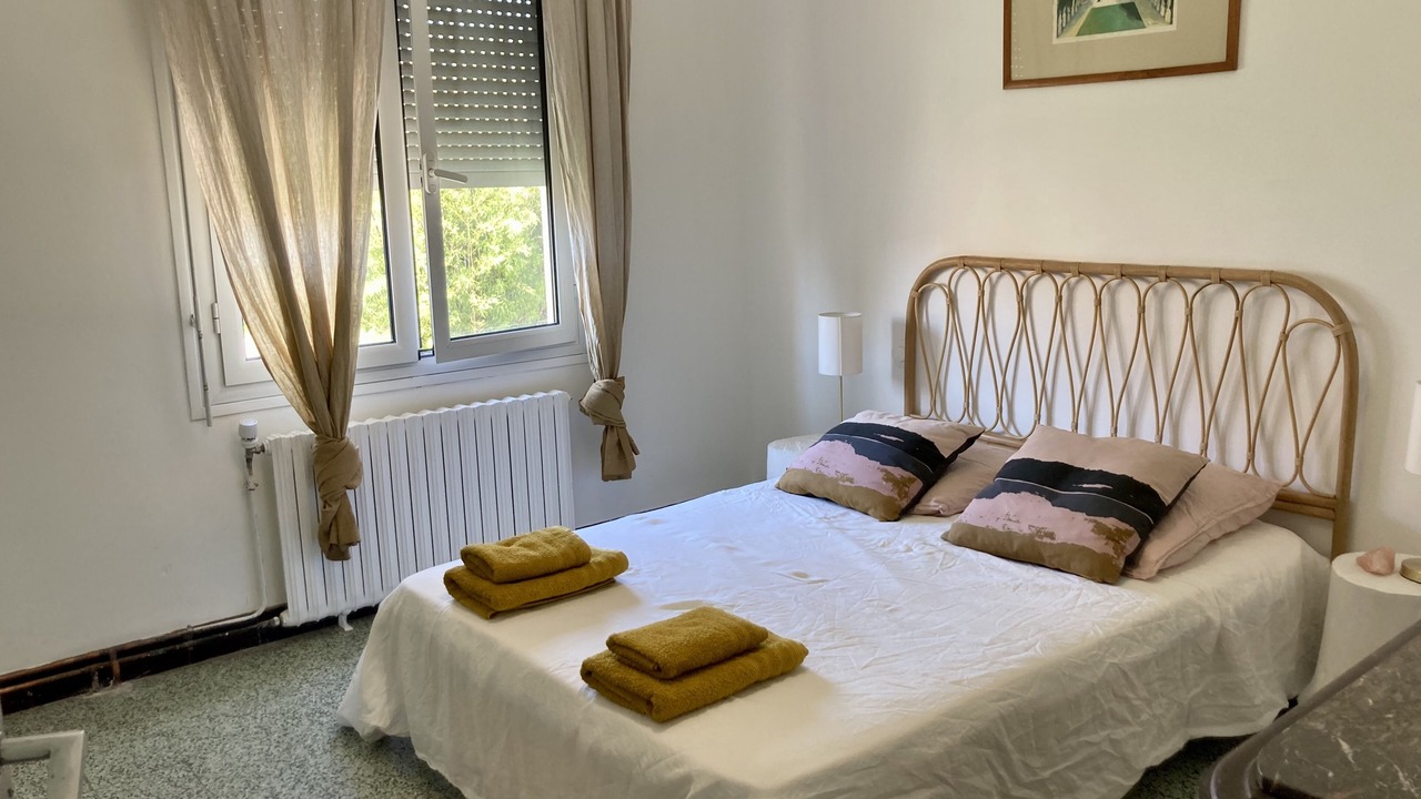 Photo of Bedroom in Bas-Vernet