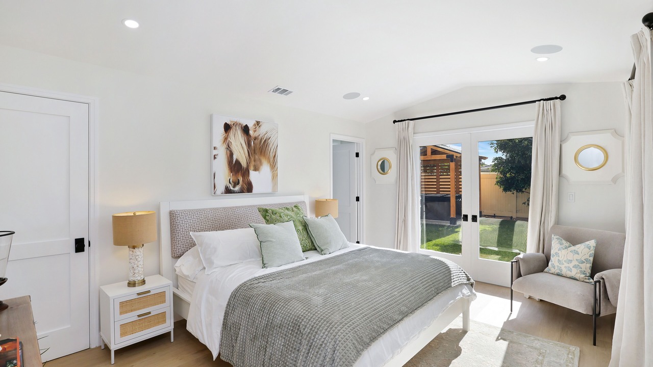 Photo of Bedroom in Huntington Beach