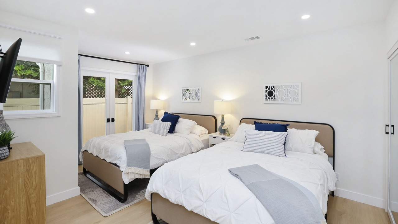Photo of Bedroom in Huntington Beach