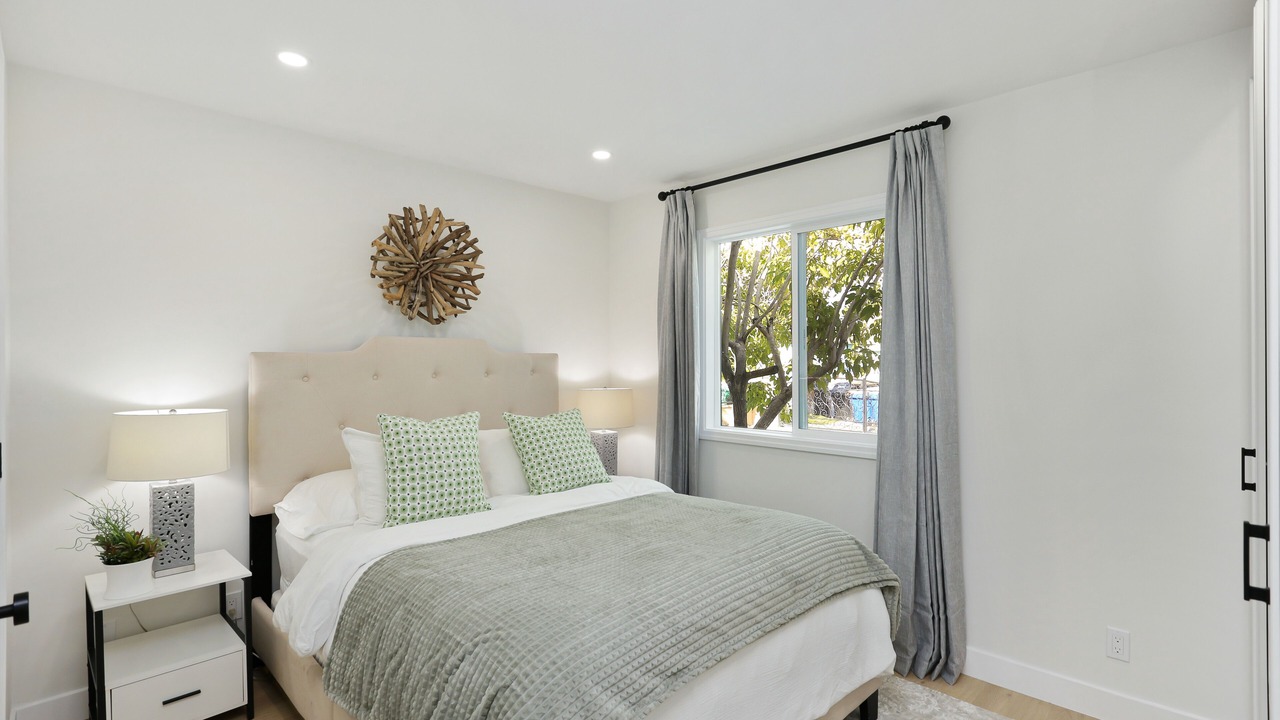 Photo of Bedroom in Huntington Beach