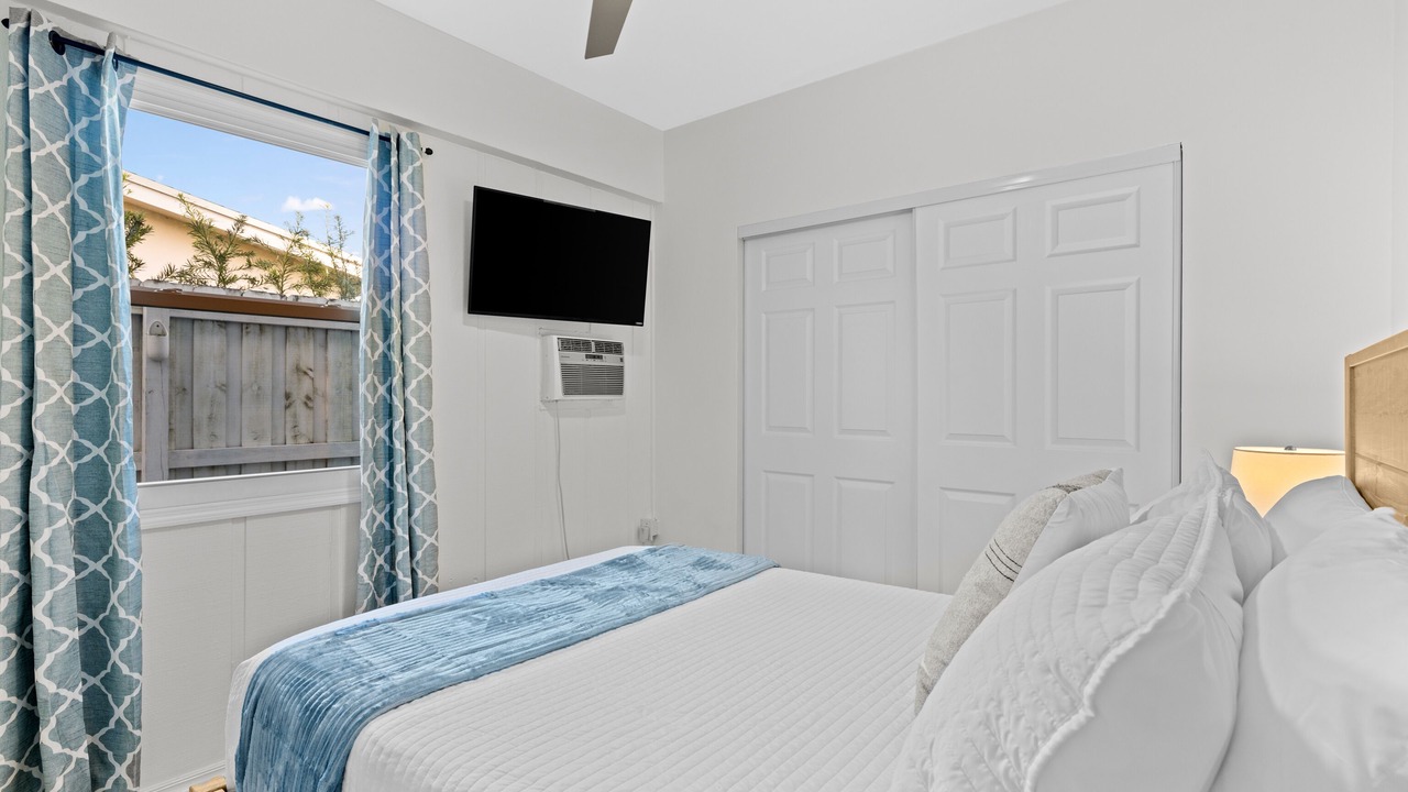 Photo of Bedroom in Wilton Manors