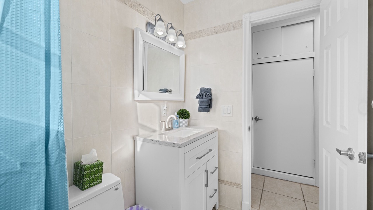 Photo of Bathroom in Wilton Manors