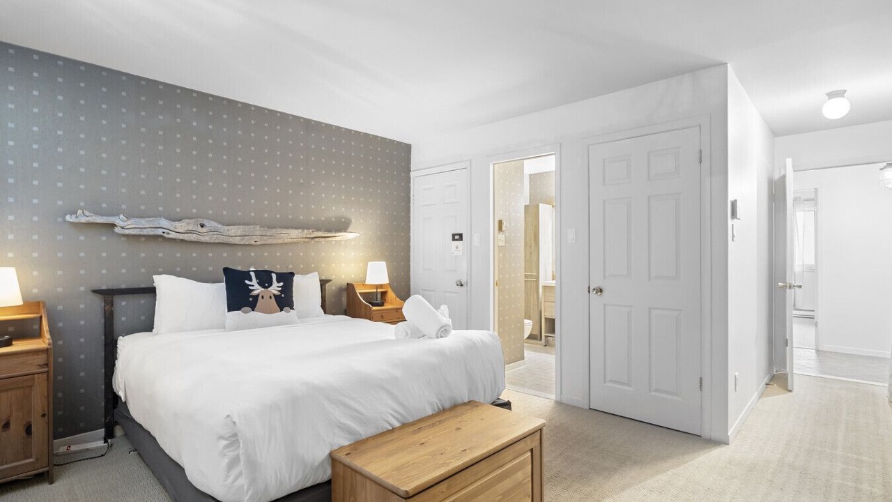 Photo of Bedroom in Mont-Tremblant