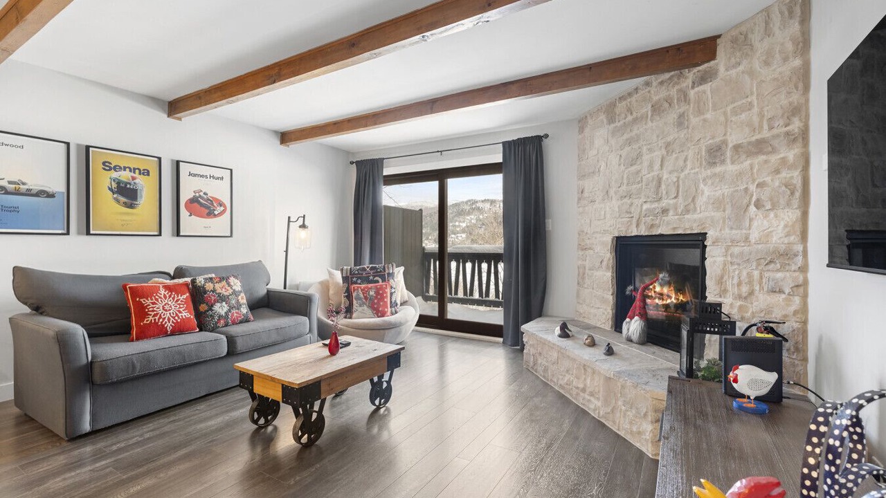 Photo of Livingroom in Mont-Tremblant
