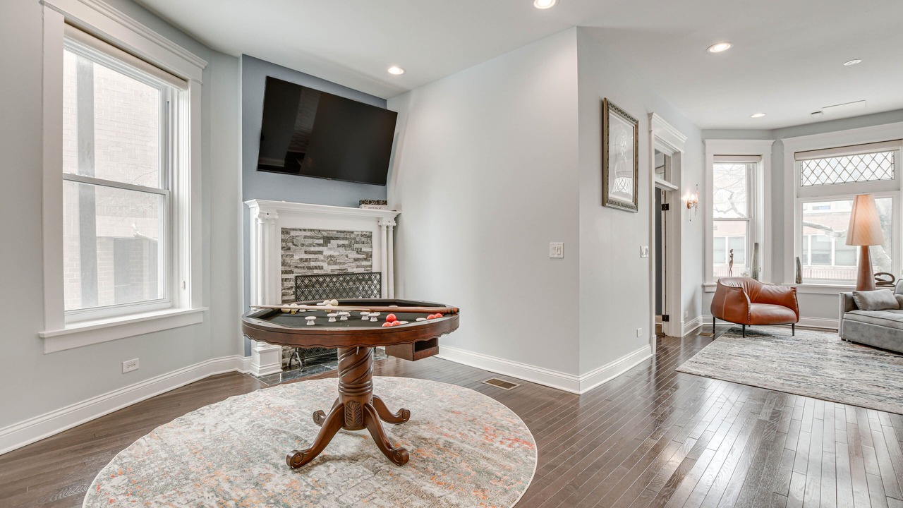 Photo of Bedroom in Near West Side