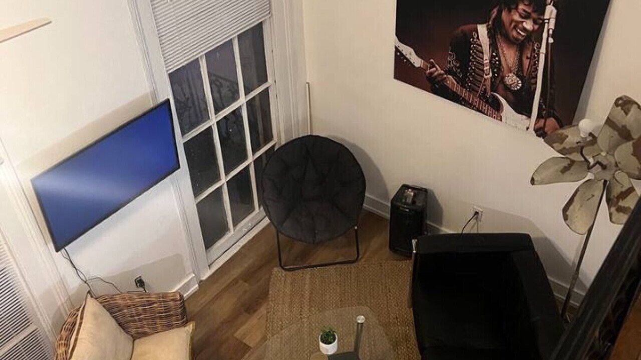 Photo of Livingroom in French Quarter