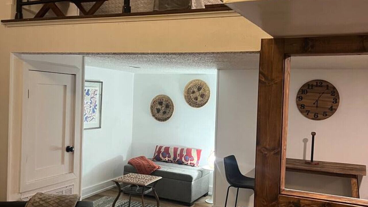 Photo of Livingroom in French Quarter