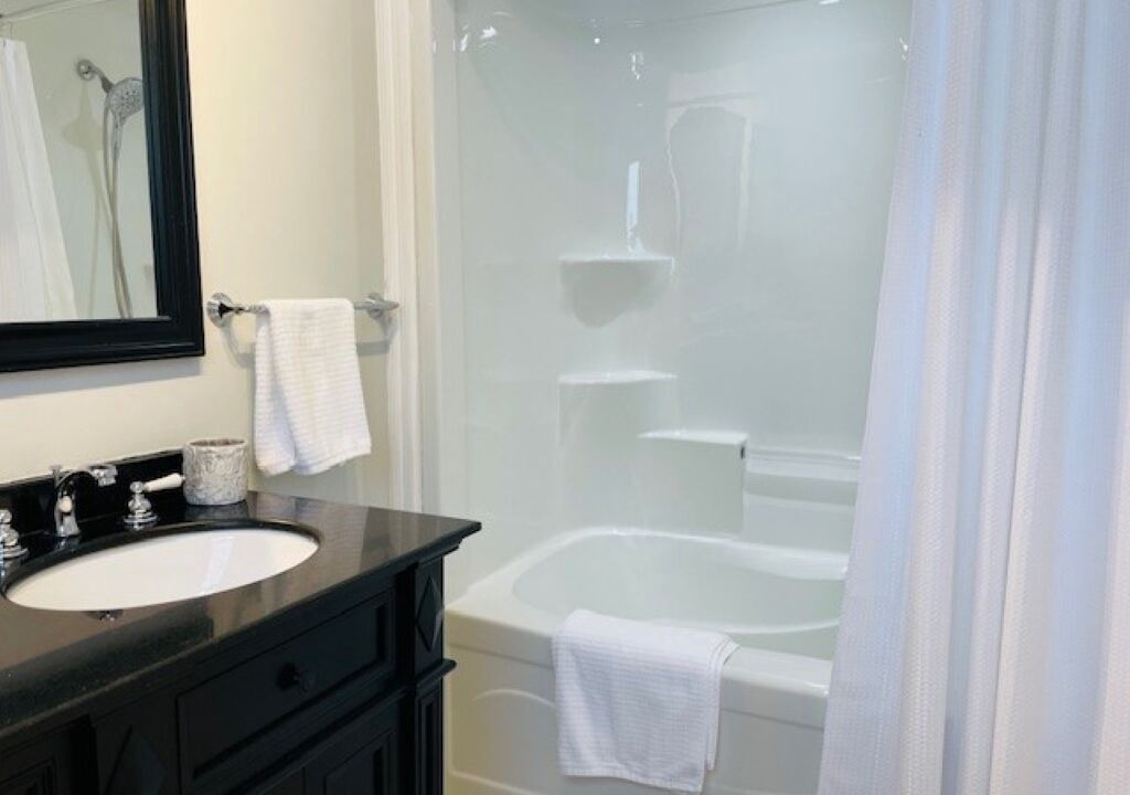 Photo of Bathroom in Grand Beach