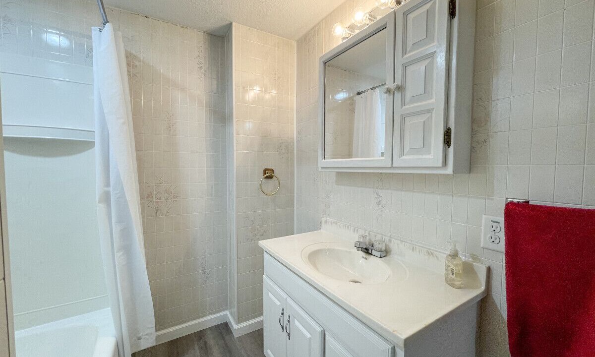 Photo of Bathroom in Lake Ozark