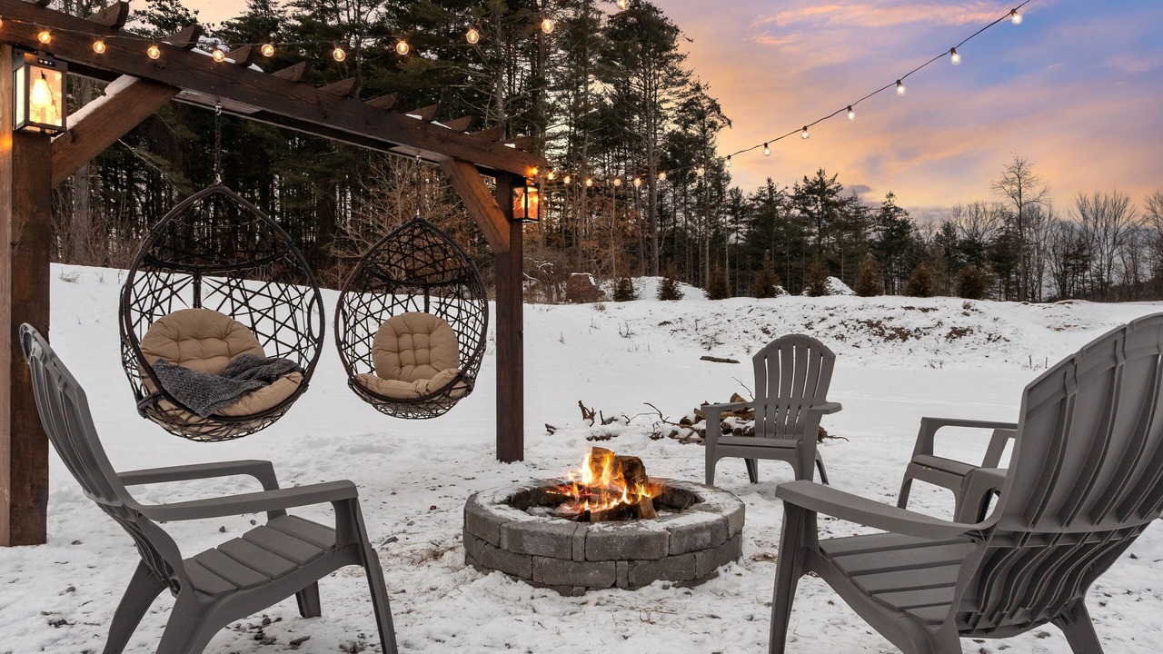 Photo of Outdoor in Orange