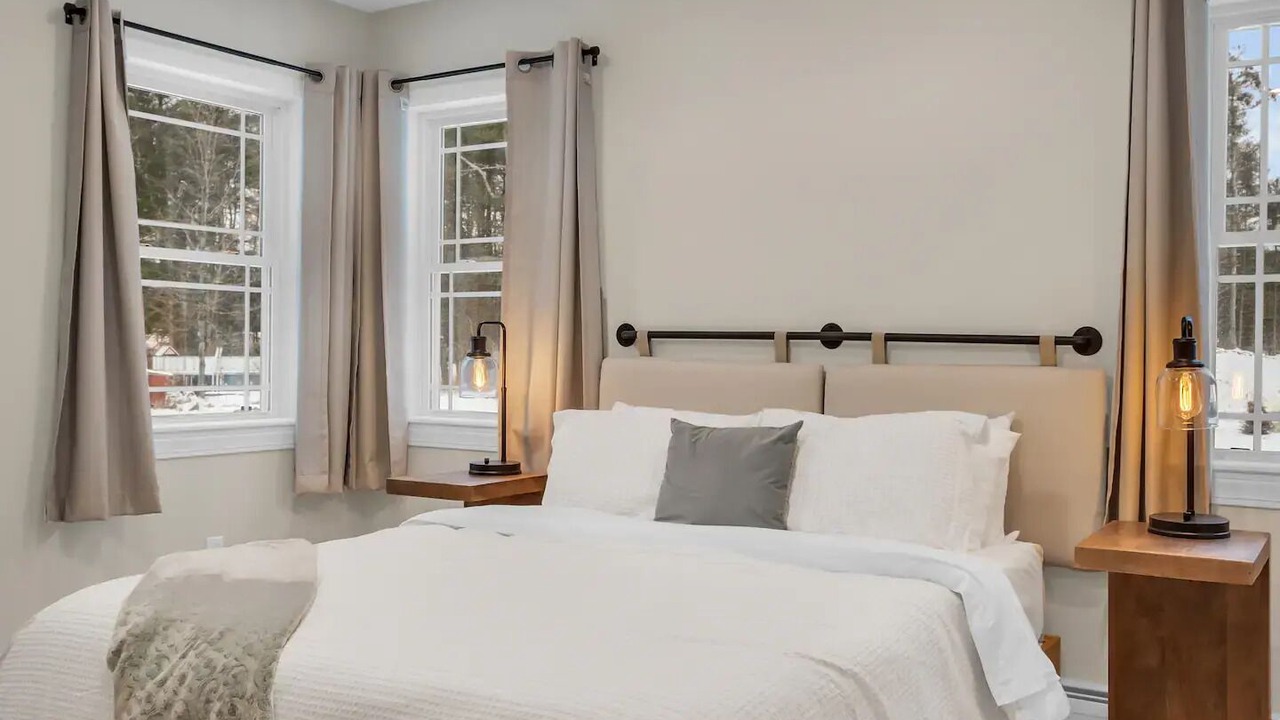 Photo of Bedroom in Orange