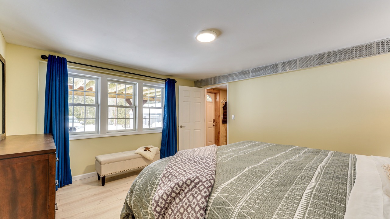 Photo of Bedroom in North Creek