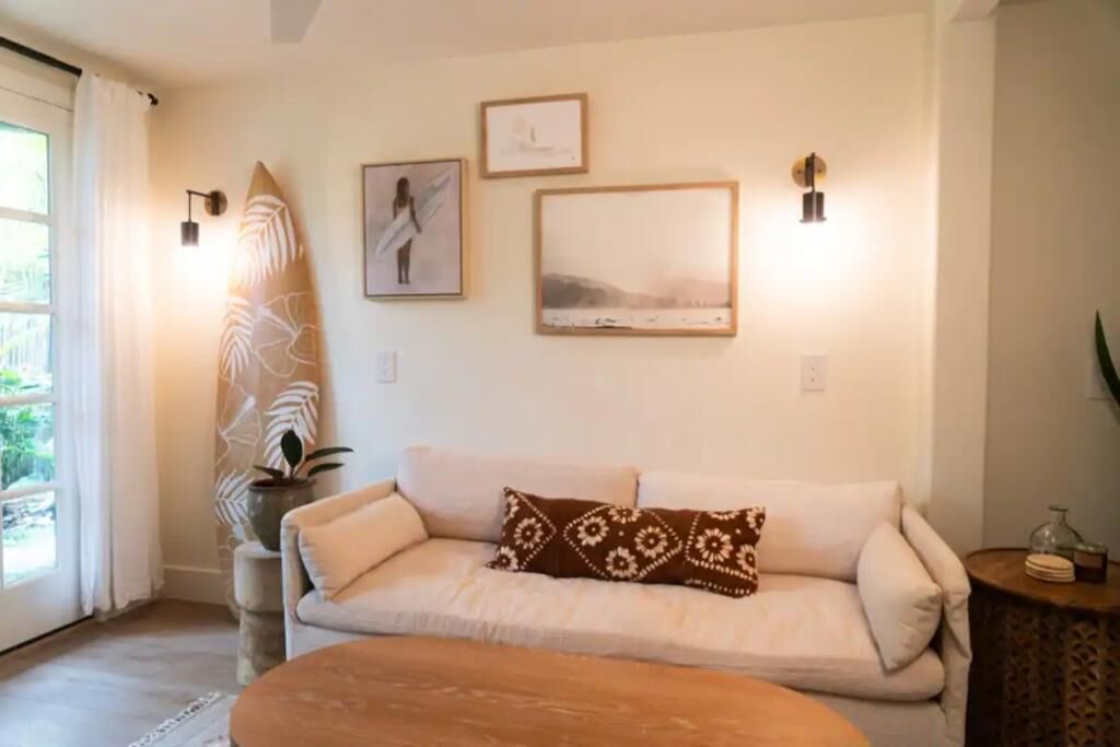 Photo of Livingroom in Hanalei