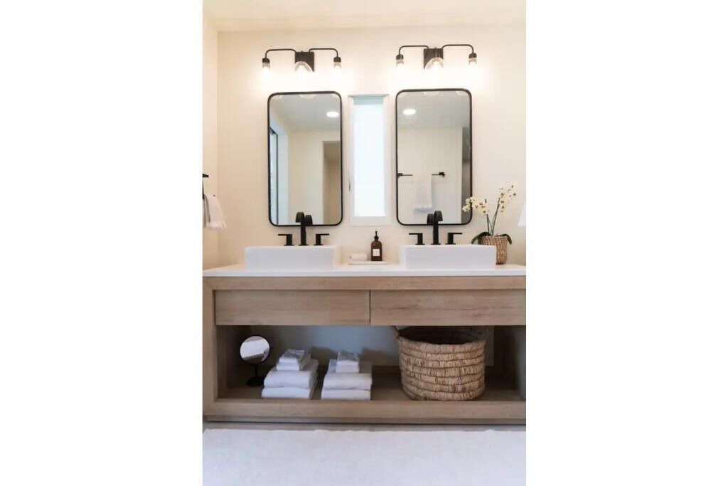 Photo of Bathroom in Hanalei