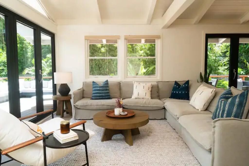 Photo of Livingroom in Hanalei