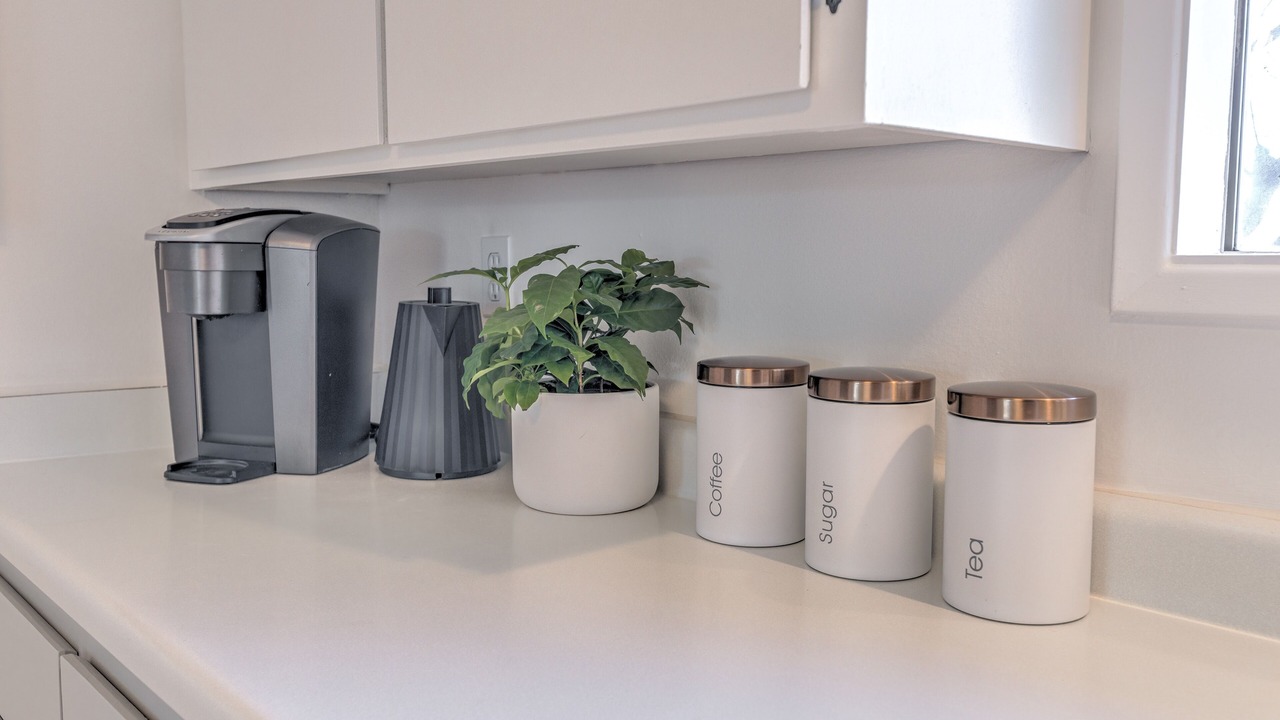 Photo of Others in Sisters