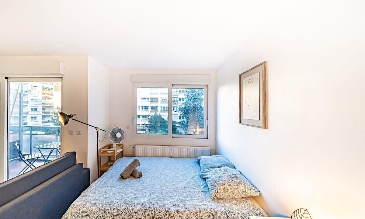 Photo of Bedroom in Jules Ferry - Recamier