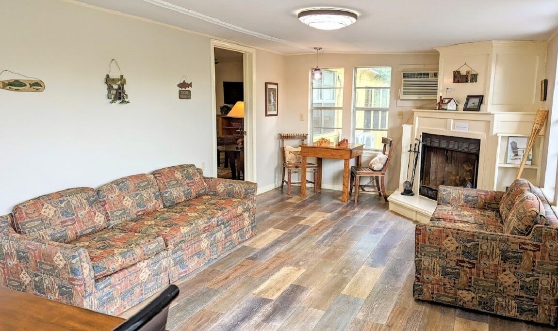 Photo of Livingroom in Sulphur