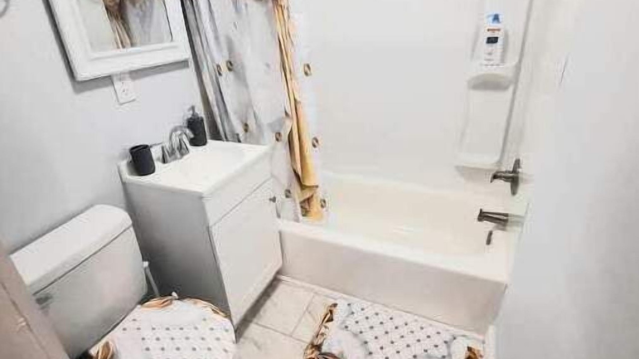 Photo of Bathroom in West Columbus