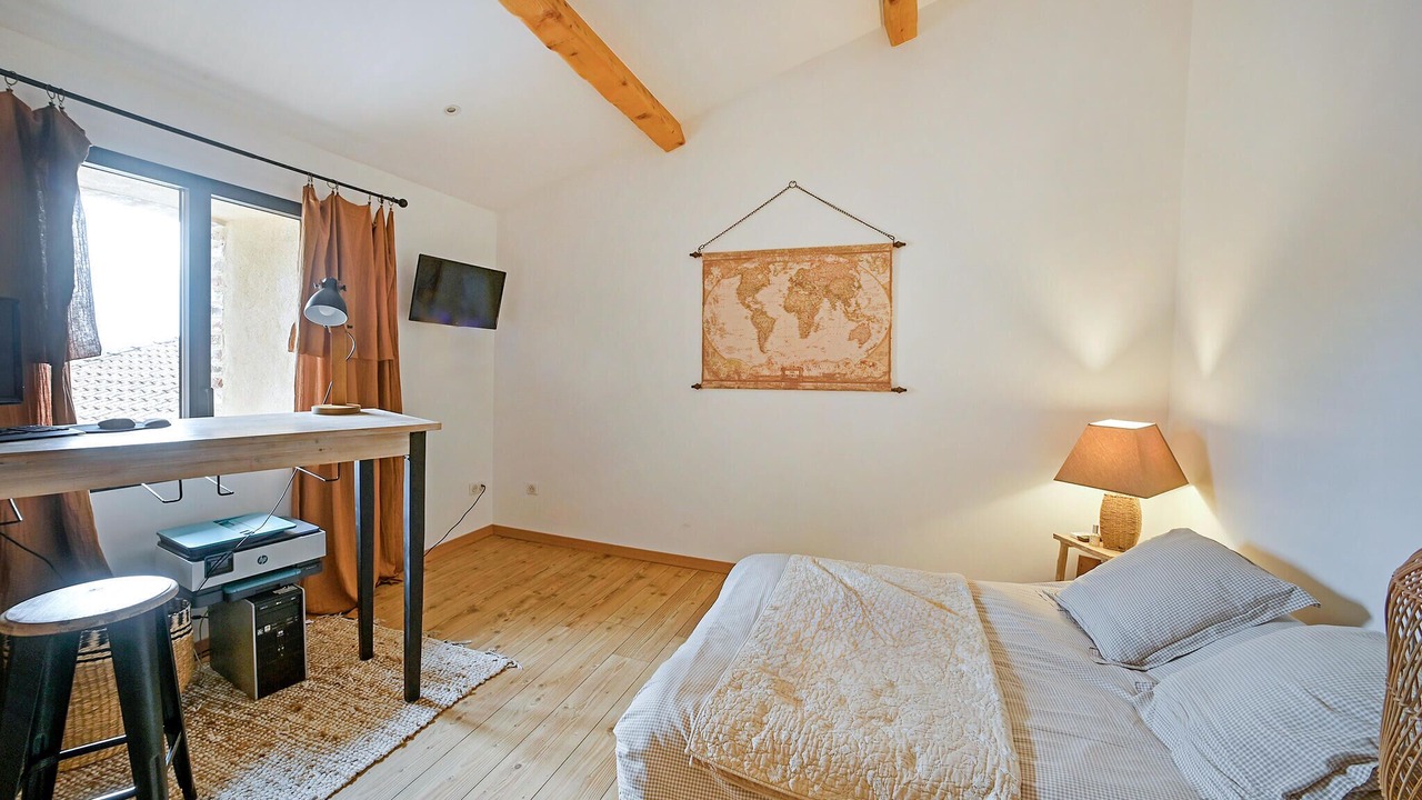 Photo of Others in Cendras