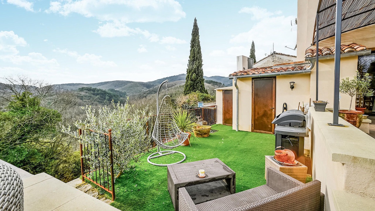 Photo of Others in Cendras